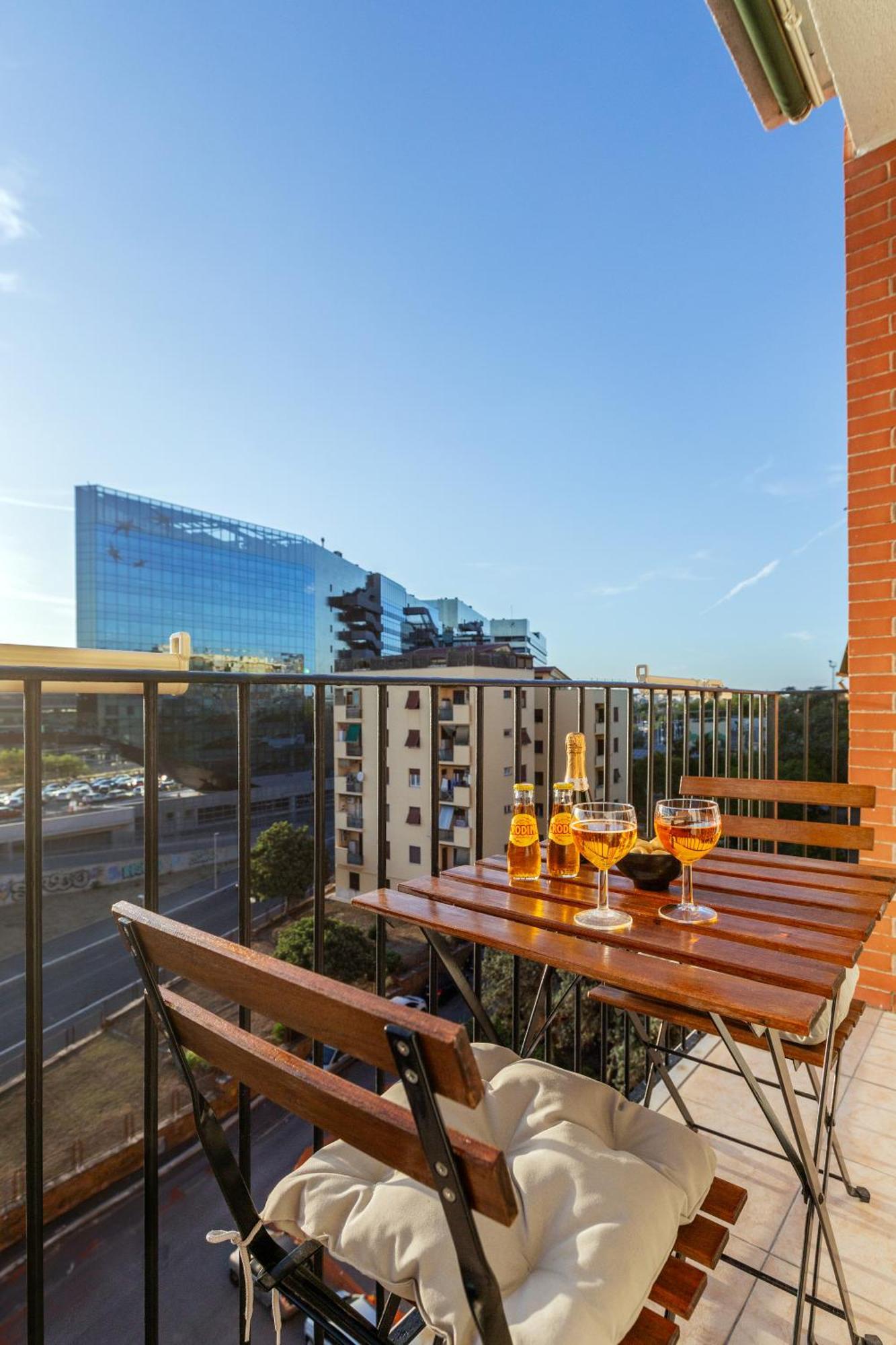 Feriehus Stylish & Cozy - 5 Star Location- Balcony - View *